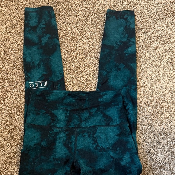 Fleo Pants - Fleo Teal and Black Leggings